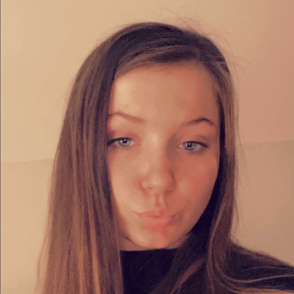 Meet your Posher, Kelsey